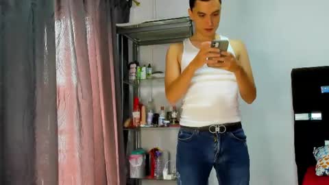 Snapshot of paulevans0204 chatting on 07-19-26, 02:43 paulevans0204 online show from 07-19-26, 02:43