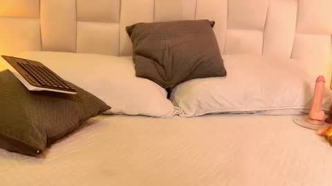 Snapshot of paulina_cano chatting on 12-05-25, 07:10 Paulina online show from 12-05-25, 07:10