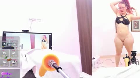 Snapshot of paulina_davis_ chatting on 01-21-25, 03:26 Paulina Davis online show from 01-21-25, 03:26