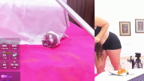 Snapshot of paulina_davis_ chatting on 01-22-25, 03:20 Paulina Davis online show from 01-22-25, 03:20