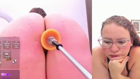 Snapshot of paulina_davis_ chatting on 01-30-25, 12:18 Paulina Davis online show from 01-30-25, 12:18