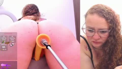 Snapshot of paulina_davis_ chatting on 02-03-25, 03:42 Paulina Davis online show from 02-03-25, 03:42