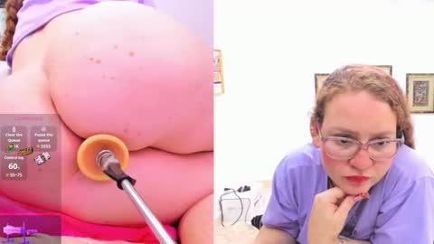 Snapshot of paulina_davis_ chatting on 02-07-25, 06:35 Paulina Davis online show from 02-07-25, 06:35