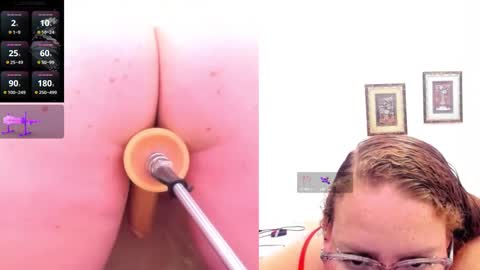 Snapshot of paulina_davis_ chatting on 02-27-25, 06:40 Paulina Davis online show from 02-27-25, 06:40