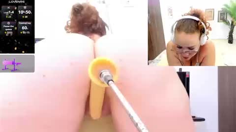 Snapshot of paulina_davis_ chatting on 09-23-25, 04:04 Paulina Davis online show from 09-23-25, 04:04