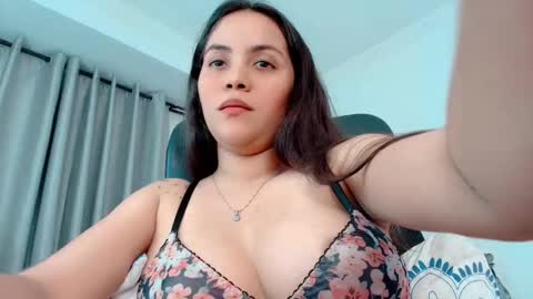 Paulina online show from 12-20-25, 10:06
