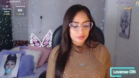 Snapshot of paulina_galvis2700 chatting on 05-25-26, 04:13 paulina online show from 05-25-26, 04:13