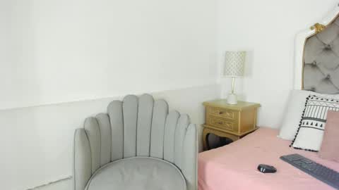 paulina lux online show from 03-06-26, 10:17