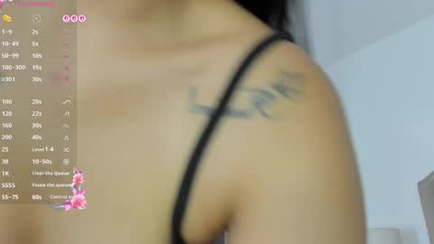 paulina lux online show from 04-11-26, 07:45