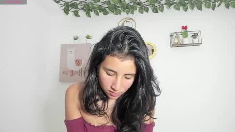 Snapshot of paulina_moons_1 chatting on 02-19-25, 04:55 paulina moos 1 online show from 02-19-25, 04:55