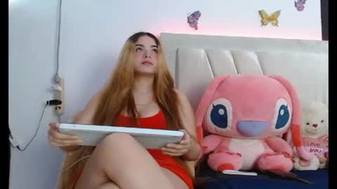 Pau online show from 07-21-26, 05:37