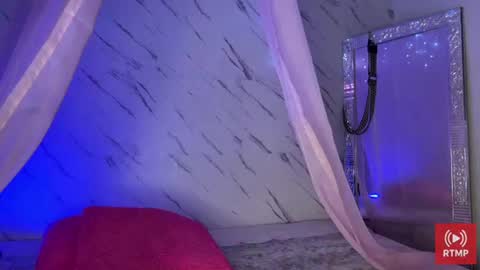Snapshot of paulina_ruiz_ chatting on 06-25-26, 06:34 online show from 06-25-26, 06:34