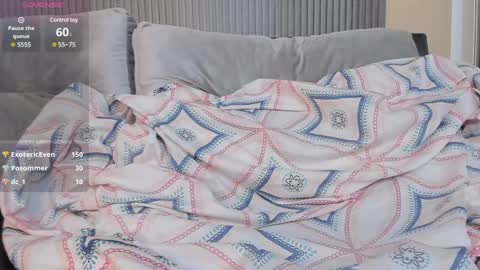 Paulina  online show from 01-29-25, 02:53