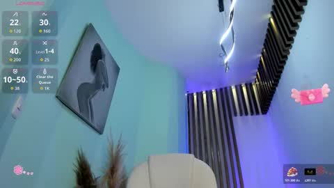 Paulina Belle online show from 10-28-25, 03:25