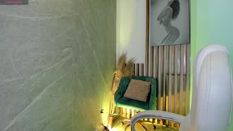 Paulina Belle online show from 04-04-26, 01:08