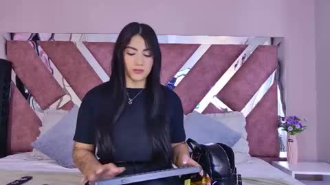 Paulina online show from 06-22-26, 12:35