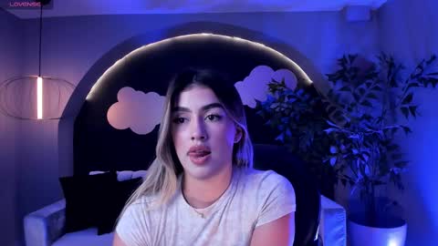 Snapshot of paulinasantosx chatting on 03-01-25, 06:54 Paulina Santos  online show from 03-01-25, 06:54