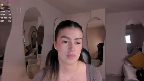 Snapshot of paulinasantosx chatting on 09-11-25, 07:14 Paulina Santos  online show from 09-11-25, 07:14