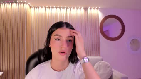 Snapshot of paulinasantosx chatting on 10-12-25, 06:07 Paulina Santos  online show from 10-12-25, 06:07