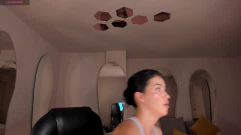 Snapshot of paulinasantosx chatting on 11-02-25, 05:15 Paulina Santos  online show from 11-02-25, 05:15