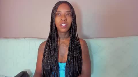 Snapshot of pauline_fox chatting on 09-21-25, 01:51 Pauline online show from 09-21-25, 01:51