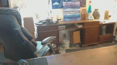 Snapshot of paulleroy chatting on 01-24-25, 12:31 paulleroy online show from 01-24-25, 12:31