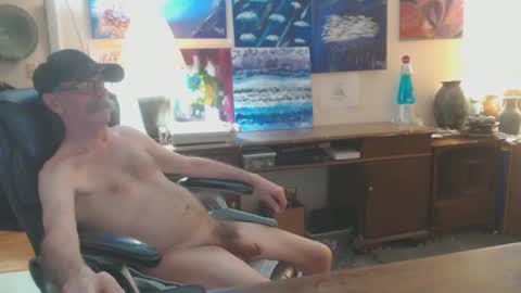 Snapshot of paulleroy chatting on 01-27-25, 01:16 paulleroy online show from 01-27-25, 01:16