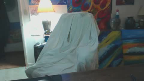 Snapshot of paulleroy chatting on 02-21-25, 12:16 paulleroy online show from 02-21-25, 12:16