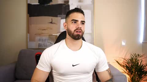 Paul Phoenix online show from 04-17-26, 09:40