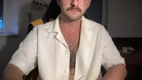 love bush online show from 07-22-26, 06:32