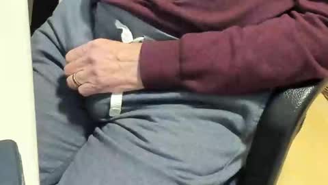 Snapshot of paultje7171 chatting on 02-08-25, 06:22 Paul online show from 02-08-25, 06:22