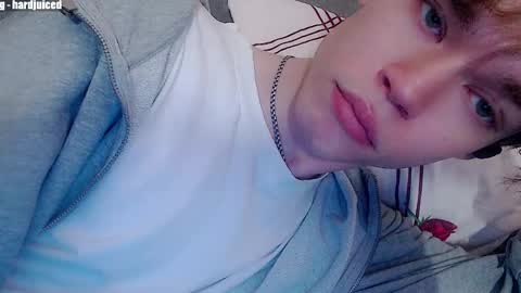 Snapshot of pawclaw chatting on 03-15-26, 03:56 pawclaw online show from 03-15-26, 03:56