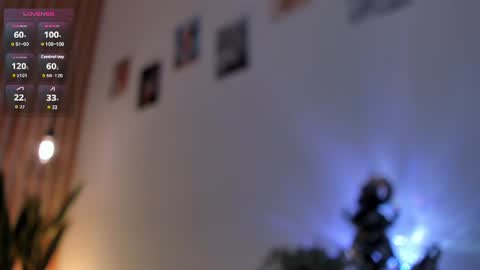 Snapshot of pawggirl18 chatting on 07-06-26, 12:57 Dani online show from 07-06-26, 12:57