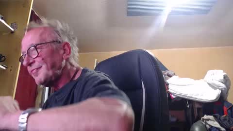 pc8474408 online show from 09-10-25, 02:33