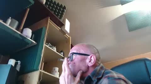 pc8474408 online show from 04-25-26, 06:16