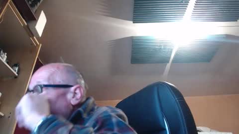 pc8474408 online show from 04-26-26, 01:53