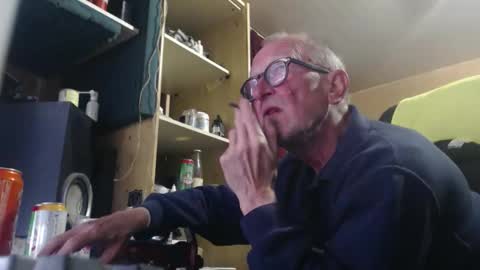 pc8474408 online show from 06-10-26, 09:52