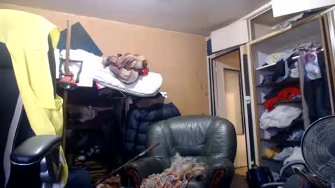 Snapshot of pc8474408 chatting on 06-23-26, 05:00 pc8474408 online show from 06-23-26, 05:00