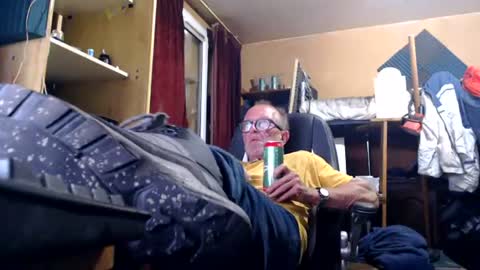 Snapshot of pc8474408 chatting on 06-30-26, 03:02 pc8474408 online show from 06-30-26, 03:02