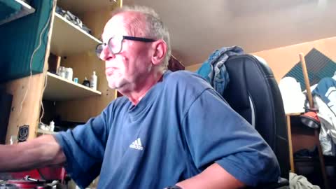 Snapshot of pc8474408 chatting on 07-04-26, 04:24 pc8474408 online show from 07-04-26, 04:24