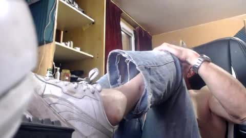Snapshot of pc8474408 chatting on 07-24-26, 04:27 pc8474408 online show from 07-24-26, 04:27