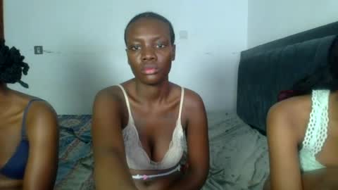 peach_ebonny online show from 06-27-26, 12:22