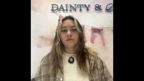 peachesncreampiezz online show from 07-12-26, 05:15