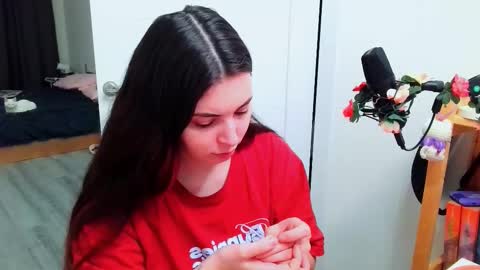 Snapshot of peachybabe__ chatting on 02-18-26, 06:48 Peachy online show from 02-18-26, 06:48