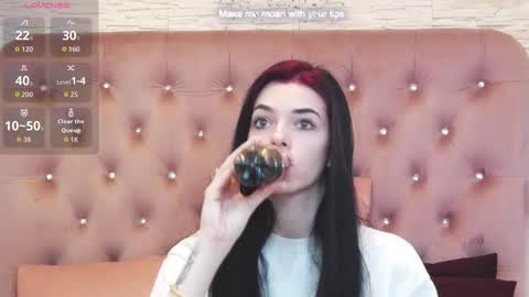 Ella online show from 03-08-26, 01:26