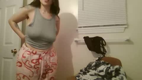 peachyhoneydrip online show from 05-14-26, 06:09