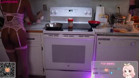 peachypeachgirl online show from 05-17-26, 05:20