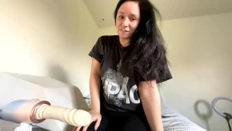 PeachyObsession online show from 03-27-26, 06:29