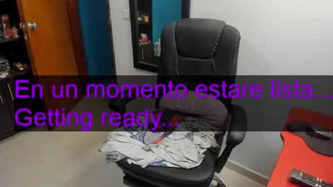 Tangerine Penaut online show from 02-08-26, 11:52