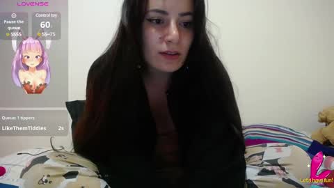 Pearl online show from 01-25-25, 05:40